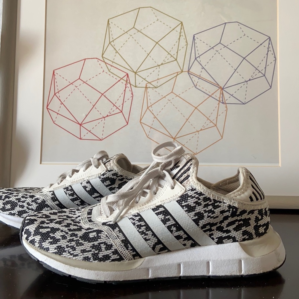 Adidas swift leopard 🐆 print!